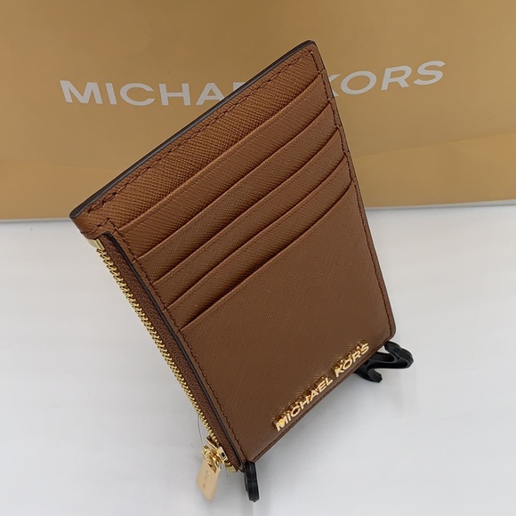Michael Kors Jet Set Travel Medium Top Zip Card
Case Wallet LUGGAGE COLOR - Picture 3 of 11